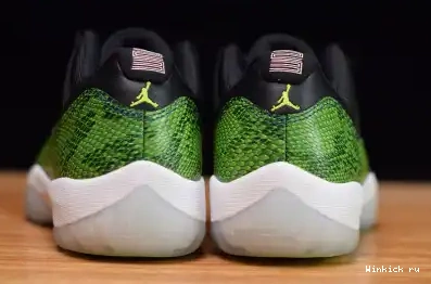 GREEN - LOW 11 JORDAN RETRO SNAKESKIN 0704